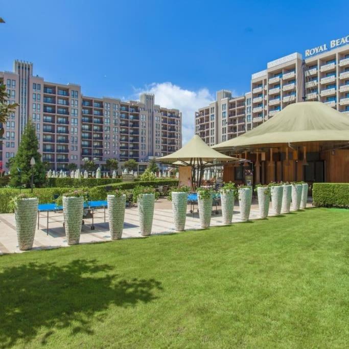 Cozy Apartment In Barcelo Royal Beach Hotel ***** Слънчев бряг Екстериор снимка