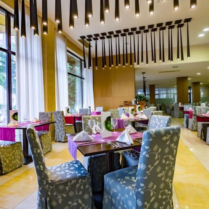 Cozy Apartment In Barcelo Royal Beach Hotel ***** Слънчев бряг Екстериор снимка
