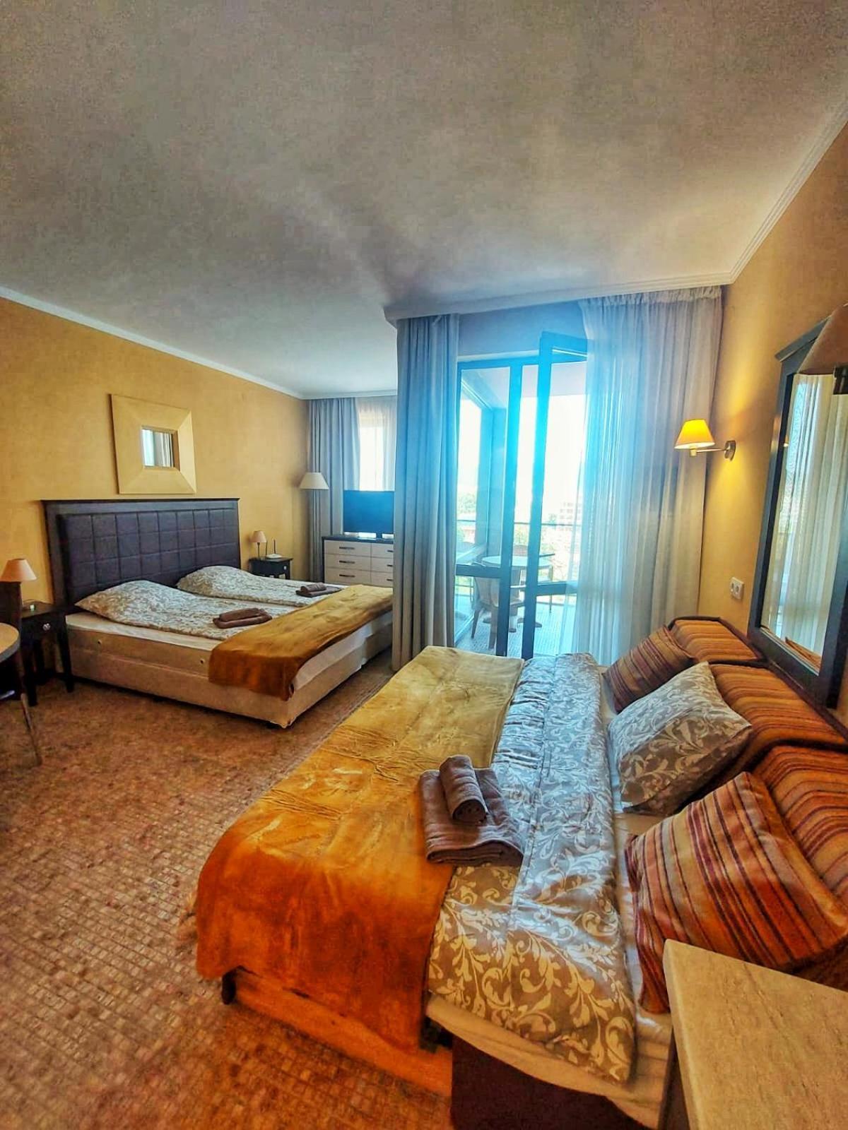Cozy Apartment In Barcelo Royal Beach Hotel ***** Слънчев бряг Екстериор снимка